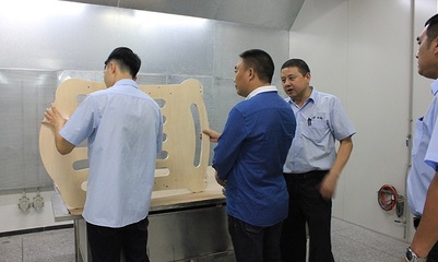 河南美祥董事長王寬梅一行蒞臨大寶化工實地考察